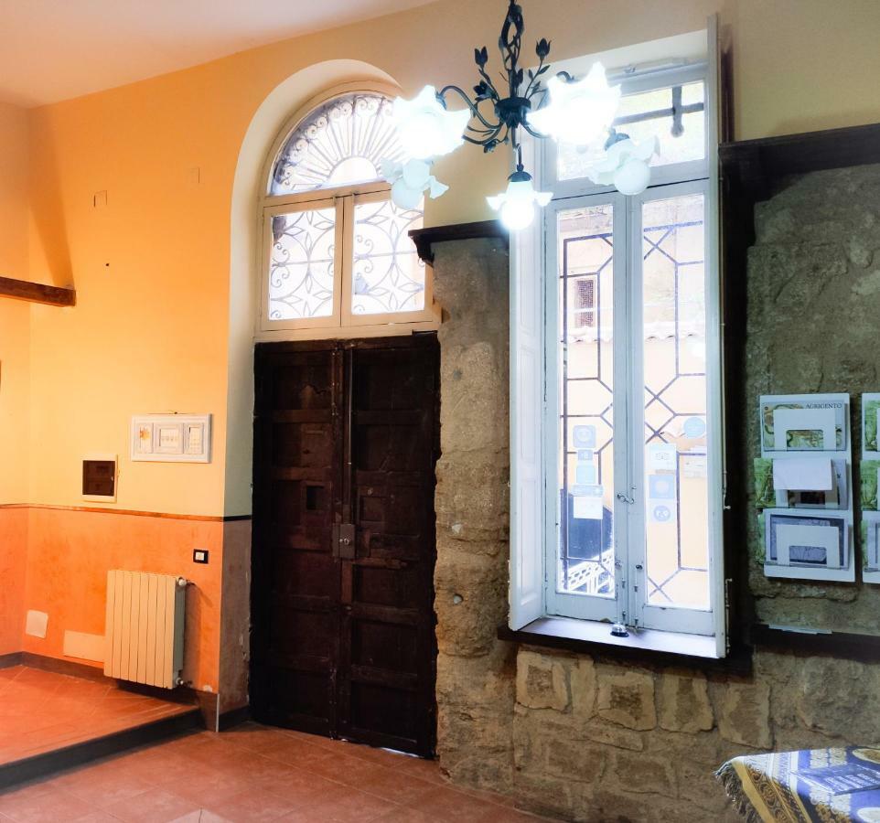 Casa Montana Hotel Agrigento Exterior photo